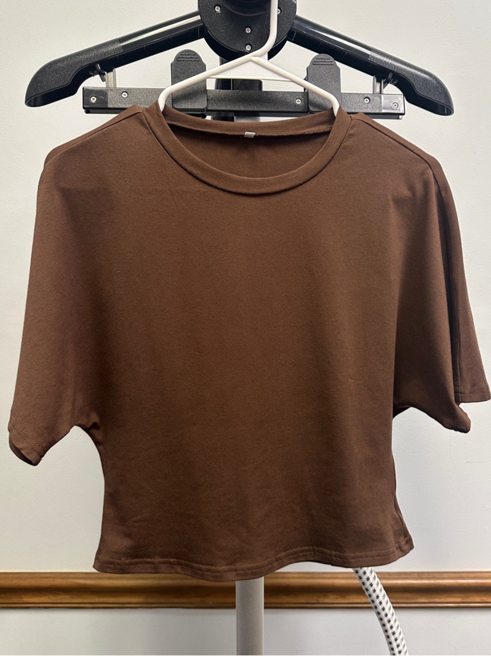 Women's Brown Short Sleeve Crop Tee